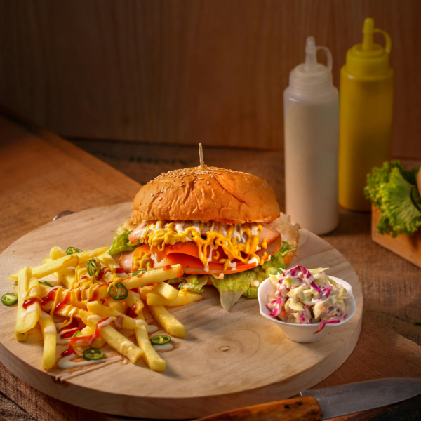 Cheese Burger  with frise